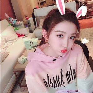 Meet your Posher, Lulu